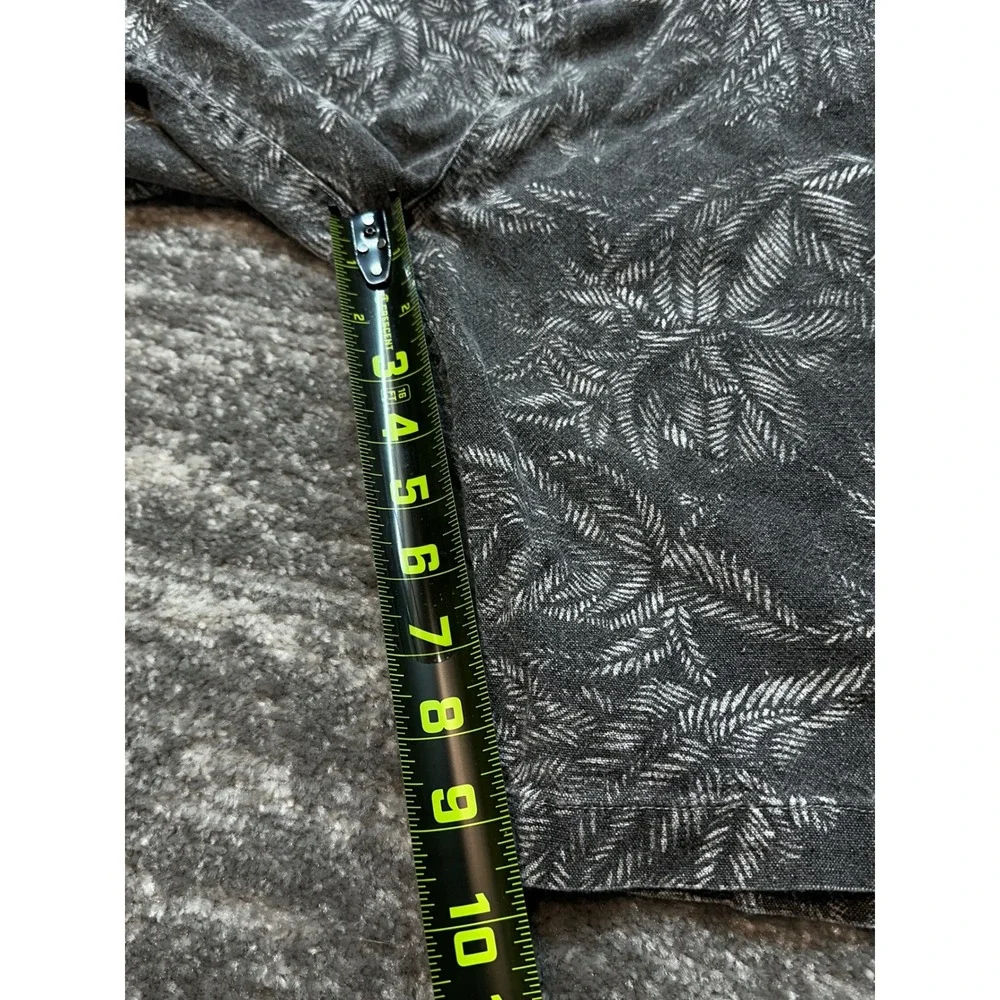 Carbon 2 Cobalt Shorts Mens 38 Black Palm Leaf Print Linen Blend Floral Hawaiian